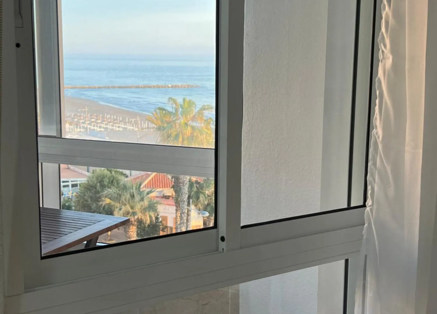 Apartamento Estudio Mar En Calma, Primera Linea De Playa Con Vistas Al Mar Torrox España